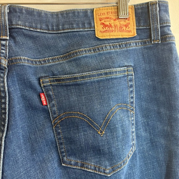 LEVI’S Sz 20W Jeans Boyfriend Copain Mid Wash Wiskering Denim Stretch - Picture 8 of 10